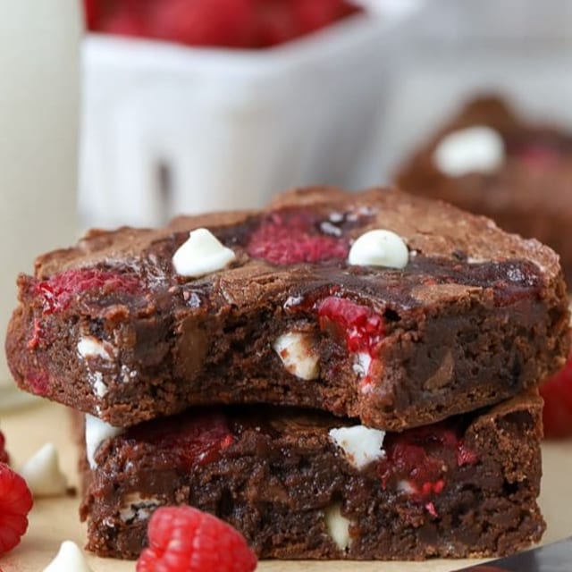 White Chocolate Raspberry Brownie (Flavor of the Month).